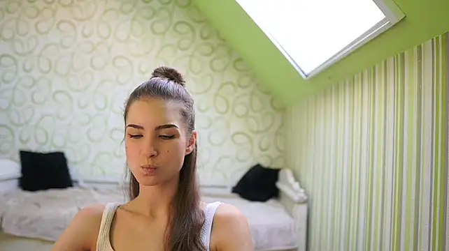 Abella_Danger_X webcam