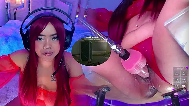 NinaCapelli webcam