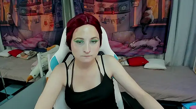 KiraDuvall webcam