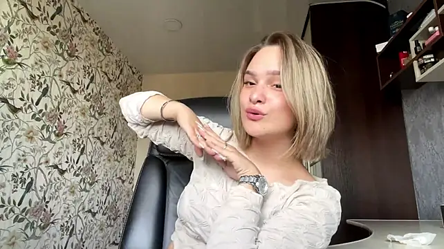 HarrietBunner webcam