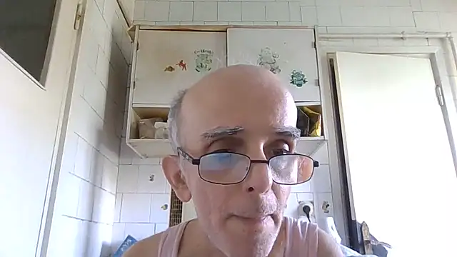 mariusica1@xh webcam