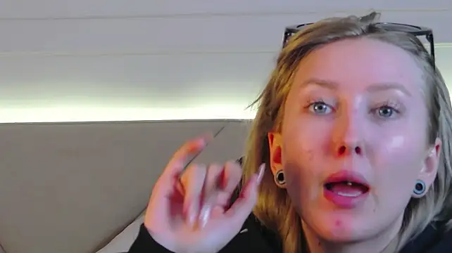 MarianeSun webcam