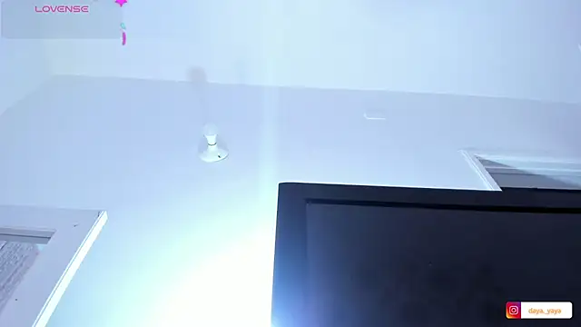 pinky__bunny webcam