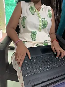 LoveJourney webcam