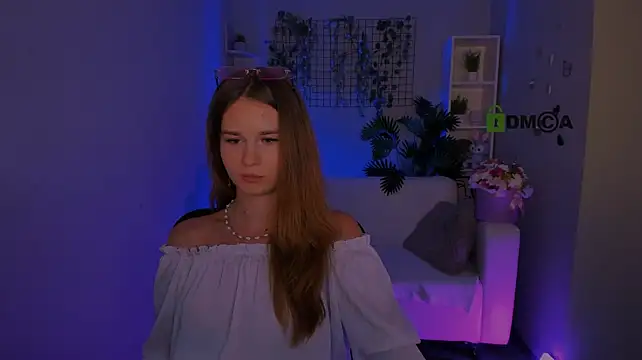 angie_foxy1 webcam