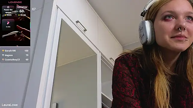 LauraLowe webcam