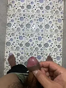deqmo8888 webcam