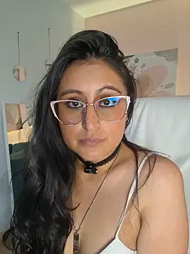Amber_gold_ webcam