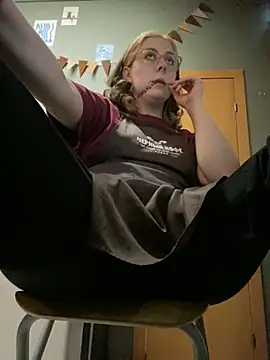 cinnabon_ live cam on StripChat