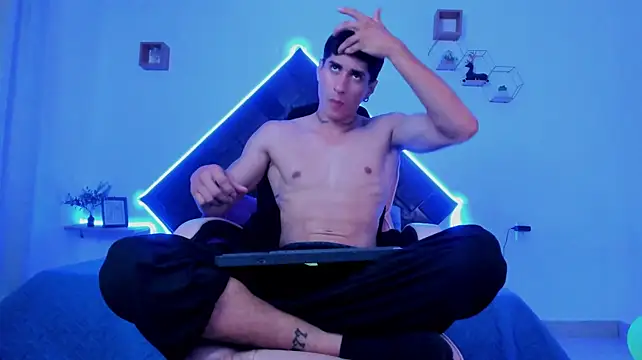 Dark_Valentino_ webcam