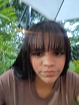 emma_bloomm live cam on StripChat