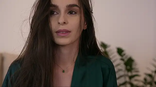 DoviaClaire webcam