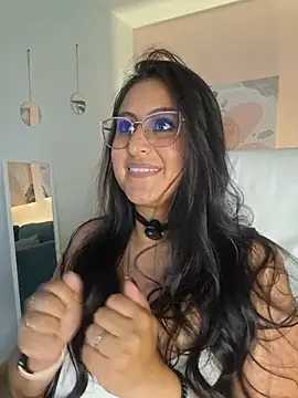 Amber_gold_ webcam