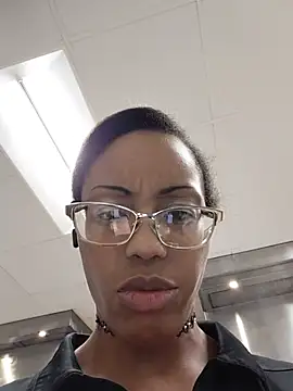 Synfulsymone9 webcam