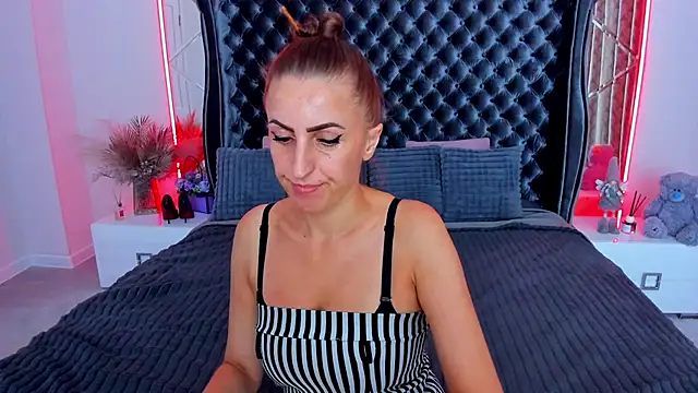 Rebecca_Diamond webcam