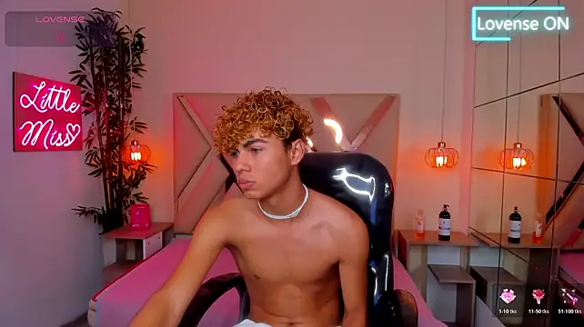 Anyelo_Twink webcam