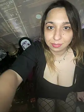 Eze13crybaby webcam
