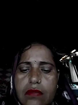 Cut_seema624 webcam