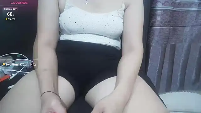 Owe_chan webcam