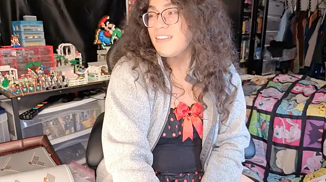 ShinyCherub webcam