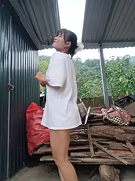Linda-yiyi webcam