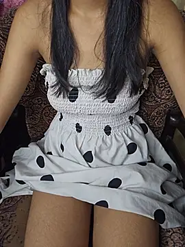 Lusty-Dishuu webcam