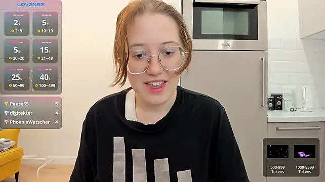 Charmy_Gracy webcam