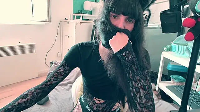 CeriseLapine webcam