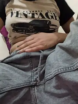 Naughty_meenaa webcam