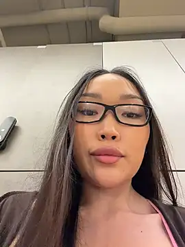 trytomakememoam webcam