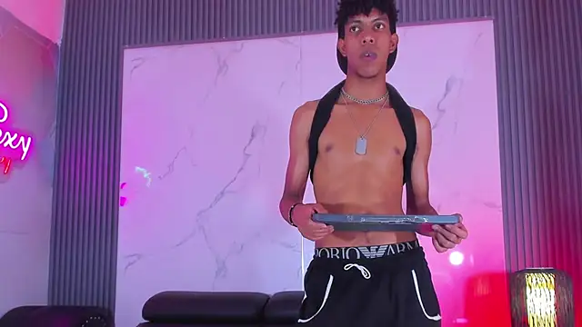Xxx_hot23cm webcam