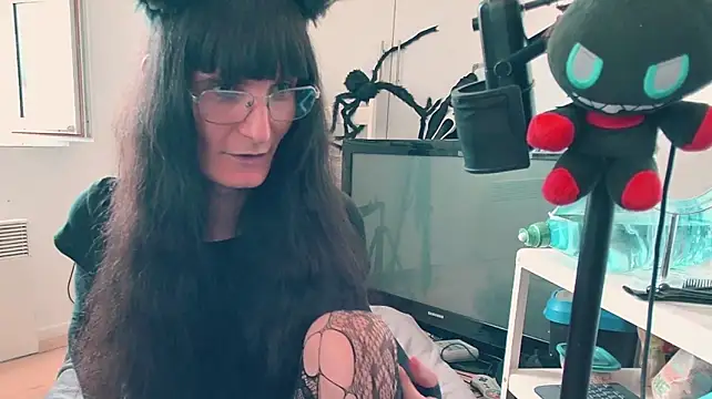 CeriseLapine webcam