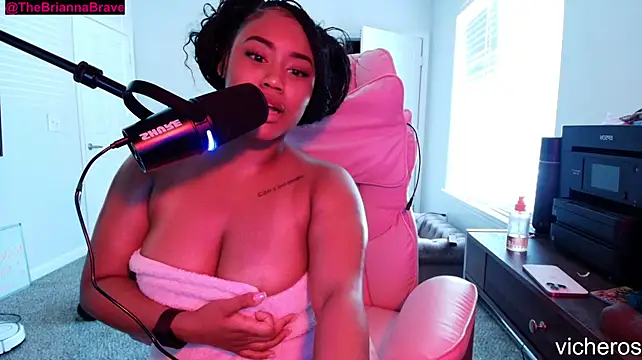 BriannaBrave webcam