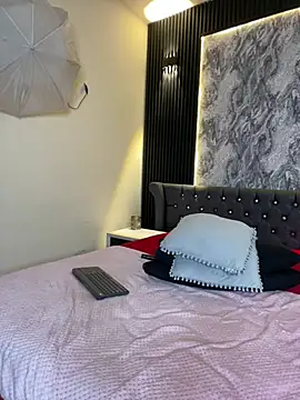 Lolagolden1 webcam