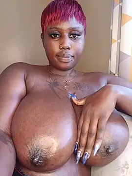 Queenmillan webcam