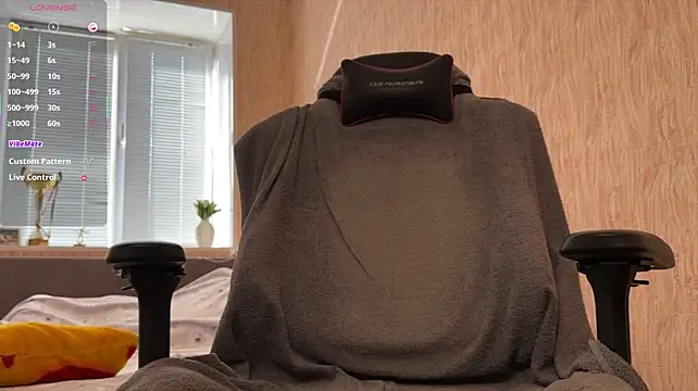 Raamoss live sex cam