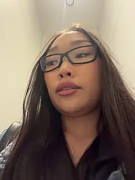 trytomakememoam webcam