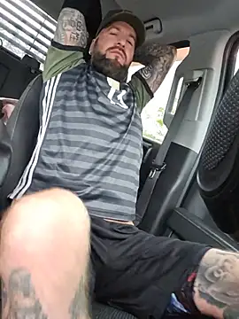 Beardedtattood webcam