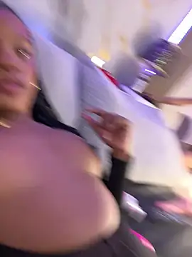 Tiifany_Baker webcam