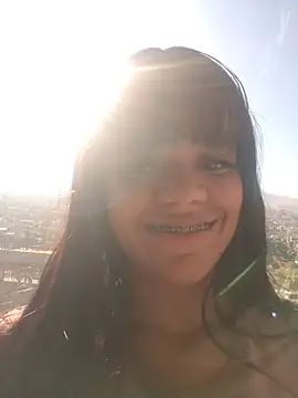 emma_bloomm webcam