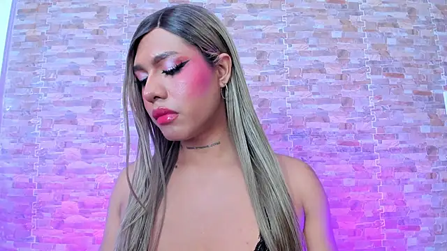 Dreams_Chloe webcam