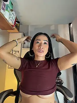 AsianMilfSheryl webcam