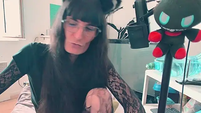 CeriseLapine webcam