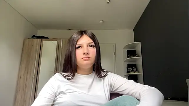 SpanishRooter webcam