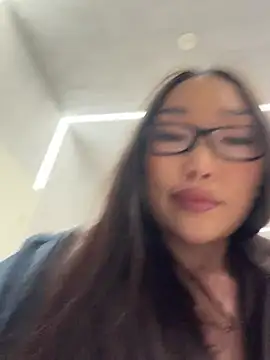 trytomakememoam webcam