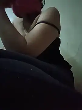 MARATHISWEETGIRL webcam