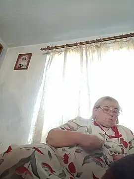 Elena_Beautiful784 webcam