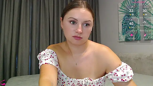 mia_bloomy webcam