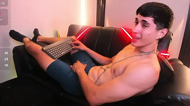 Dark_Valentino_