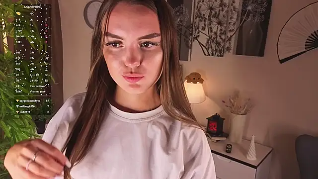 Nicole_Keller live cam on StripChat